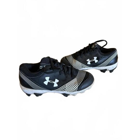 Under Armour Football Cleats Size 13 Youth- Grip the Field Like a Pro! - Picture 1 of 7
